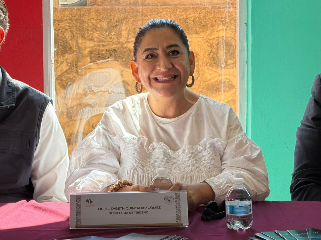 Gasto de $360 mil para ir a Festival del Adulto Mayor, por “renta de piso” en el WTC, dice Turismo